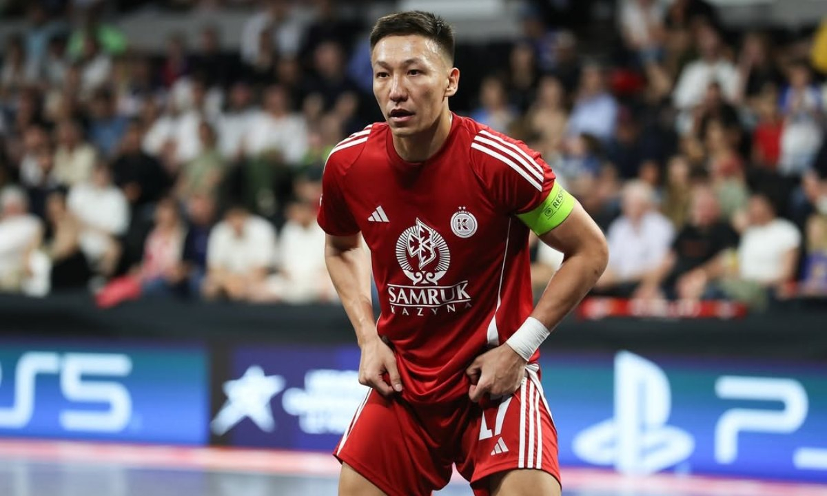 «Кайрат» отменил сенсацию в матче за четвертьфинал Лиги Чемпионов