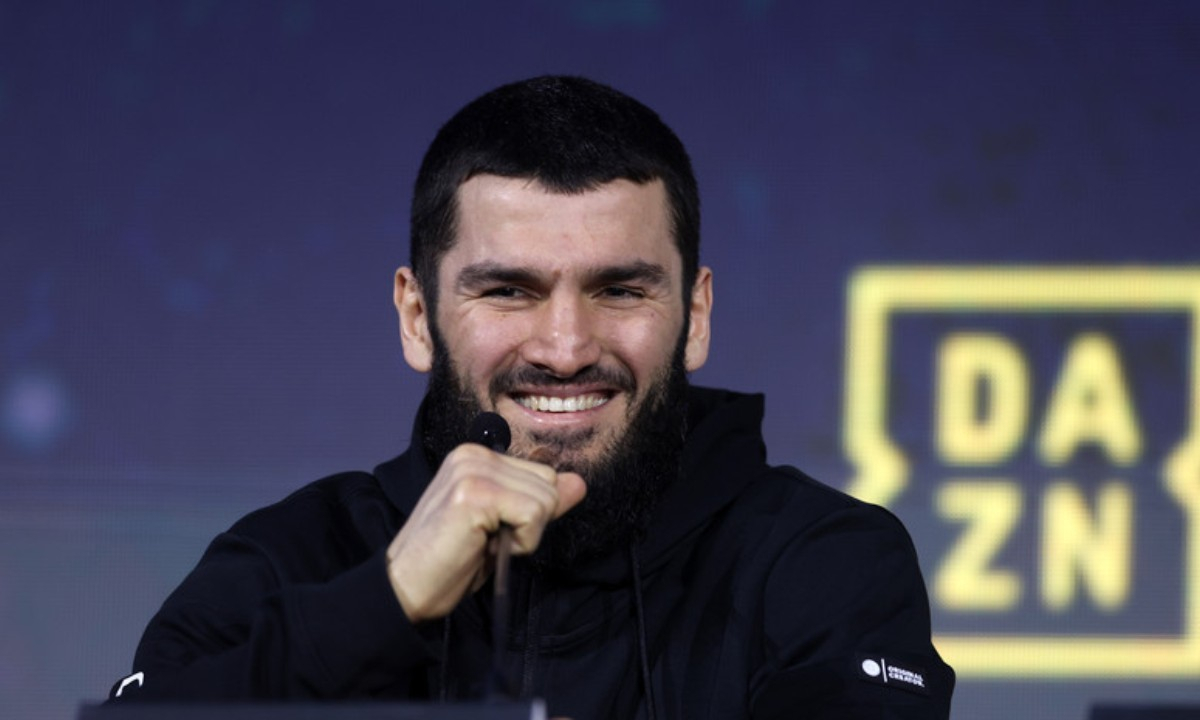 Артур Бетербиев обратился к Рамзану Кадырову после ЧМ-2025 с участием Казахстана