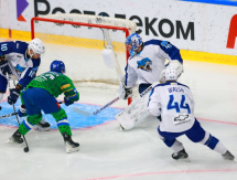 Фоторепортаж с матча КХЛ «Салават Юлаев» — «Барыс» 3:1