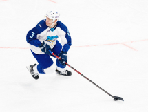 Фоторепортаж с матча КХЛ «Автомобилист» — «Барыс» 2:1 ОТ