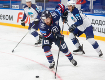 Фоторепортаж с матча КХЛ «Лада» — «Барыс» 2:0