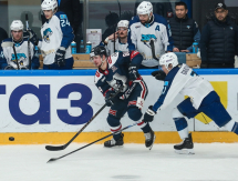 Фоторепортаж с матча КХЛ «Нефтехимик» — «Барыс» 3:2