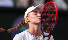 «Это продолжается уже несколько сезонов». Елена Рыбакина раскрыла свою травму