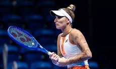 Чемпионку Уимблдона выбили с первого турнира Рыбакиной в 2026 году