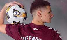 Агент Ислама Чеснокова заявил о переходе в АПЛ