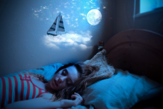 Ученые объяснили, зачем человек спит и видит сны