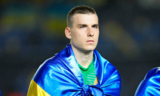 Вратарь сборной Украины стал целью клубов АПЛ