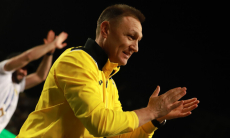 Главный тренер «Кайрата» потроллил девушку в ОАЭ и попал на видео