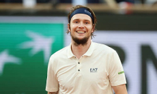 Александр Бублик высказался после исторической победы в Гонконге