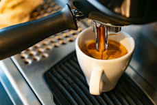 Гид по кофе. Обжарка, помол и сорта, которые помогут приготовить идеальный напиток