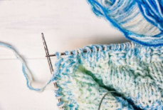 103-летняя американка Гринвуд назвала вязание способом продолжать жить