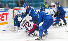 Восемь поражений из девяти возможных, а впереди «Нефтехимик» и ЦСКА. Чего ждать от «Барыса» в первых домашних матчах года?