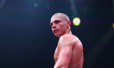 Неожиданным исходом закончился титульный бой непобеждённого сына Кости Цзю