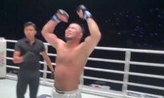 Непобеждённый казахстанский боец успешно дебютировал в топовой лиге