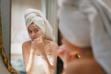 Названы три внешних признака высокого уровня холестерина