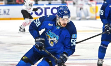 «Барыс» принял решение по игроку сборной Казахстана