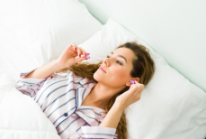 Беруши для крепкого сна. Как выбрать идеальную пару и не навредить ушам