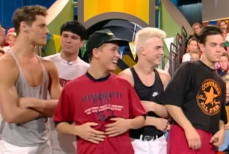 Netflix показал трейлер документального сериала о Take That. Видео