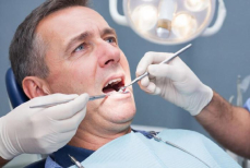 Стоматолог объяснила, зачем лечить корневые каналы даже при отсутствии боли