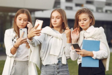 Соцсети могут закрыть для детей до 16 лет