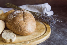 На закваске или цельнозерновой? Назван самый полезный хлеб