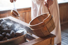 Врач рассказала о пользе банных процедур