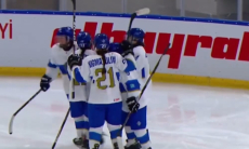 Видеообзор сокрушительной победы сборной Казахстана на чемпионате мира с семью шайбами