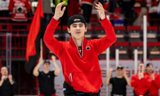 Казахстанский хоккеист феерит в европейском чемпионате