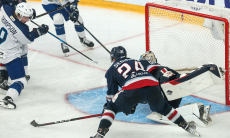 Видео шайб матча КХЛ «Нефтехимик» — «Барыс» 3:2