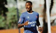 Португальский футболист официально представлен в клубе КПЛ