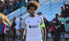 Исаэль сделал предложение «Кайрату» после трансферов Нани и Мозеса