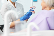 Эксперт предупредил о связи потери зубов с продолжительностью жизни