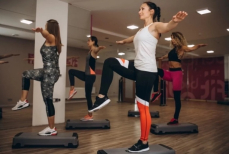 Как безопасно вернуться к спорту после родов