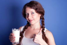 Названа лучшая замена молоку. Топ-3 напитка с высоким содержанием кальция