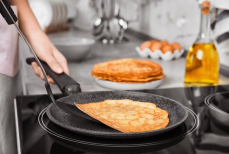 Названы самые распространенные ошибки при жарке блинов