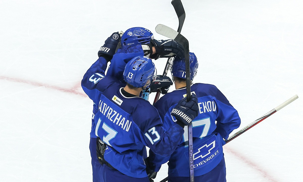 Эксперт оправдал казахстанских игроков «Барыса» и назвал его проблему