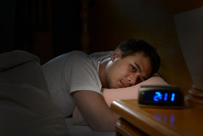 Эксперт рассказал, когда необходимо обратиться к врачу из-за бессонницы