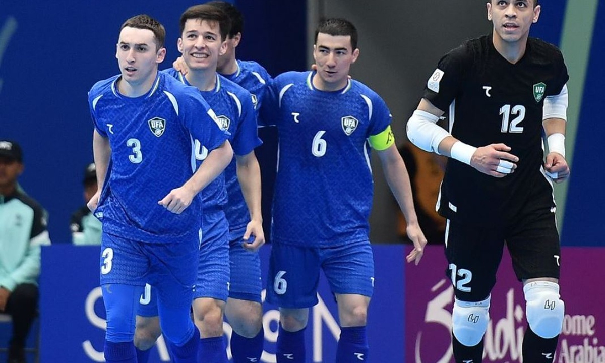 Узбекистан совершил камбэк и приблизился к выходу в плей-офф Кубка Азии-2026