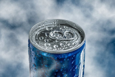 Этот вопрос волнует многих — нужно ли мыть банку газировки перед открытием