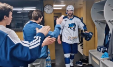 Видео победной раздевалки «Барыса» после гостевого разгрома