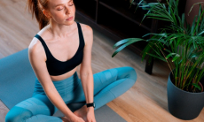 Простое упражнение, которое меняет самочувствие — врач объяснил пользу «бабочки»