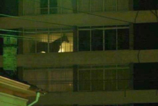 Топают соседи сверху? Простой трюк с потолком снижает шум почти на 40% без ремонта