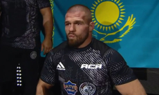 Решением судей закончился бой Артема Резникова в Москве