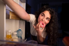 Как снизить аппетит без уколов и таблеток