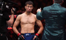 Чемпион высказался о ситуации Шавката Рахмонова