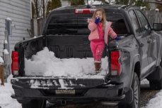 Врач дал совет любителям есть снег