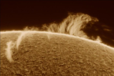 На Солнце заметили гигантскую «улыбку»