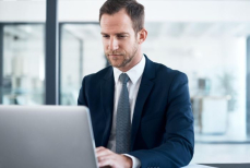 Какие анализы нужно сдавать мужчинам после 40 лет