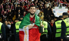 Идрис Умаев приехал в клуб КПЛ и договорился о контракте