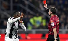 Судья по ошибке удалил игрока в матче «Интер» — «Ювентус». Видео